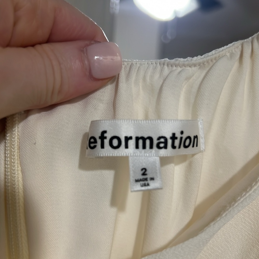 REFORMATION DRESS 🫶🏼 - Picture 5 of 8